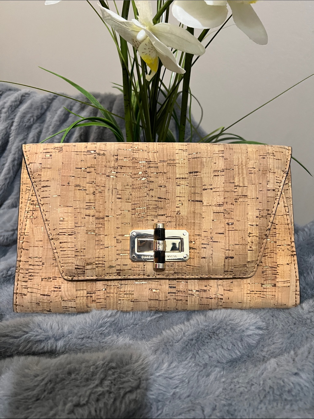 Diane Von Furstenberg Natural Cork Envelope Clutch Euc Retail $365